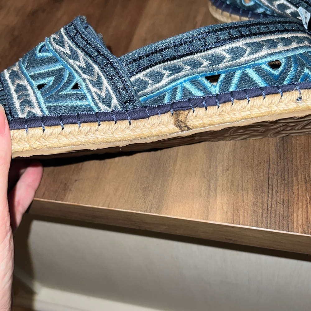 The Sak blue woven Aztec flats size 8 - Picture 3 of 5